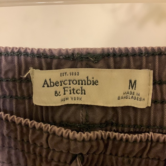 Abercrombie and fitch jogger pants - Picture 3 of 3